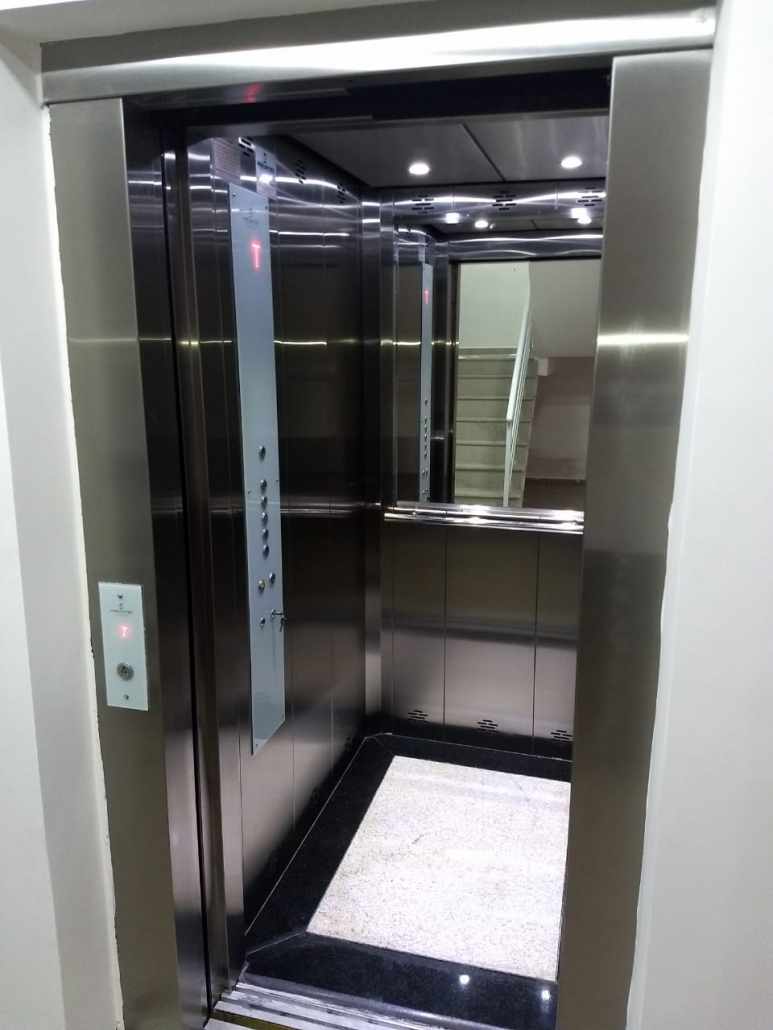 Elevador Comercial